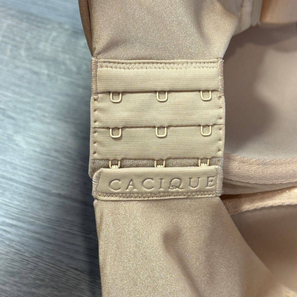 Cacique Lightly Lined Balconette Bra -‎ size 36F NEW - Picture 6 of 7
